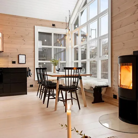 Апартаменты Idyllic At Strandafjellet