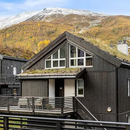 Idyllic At Strandafjellet Апартаменты